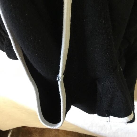 Xersion Black Sleeveless Terrycloth Romper - Picture 4 of 9